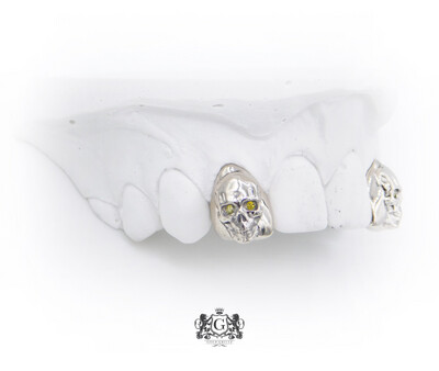 Skull with Diamond eyes