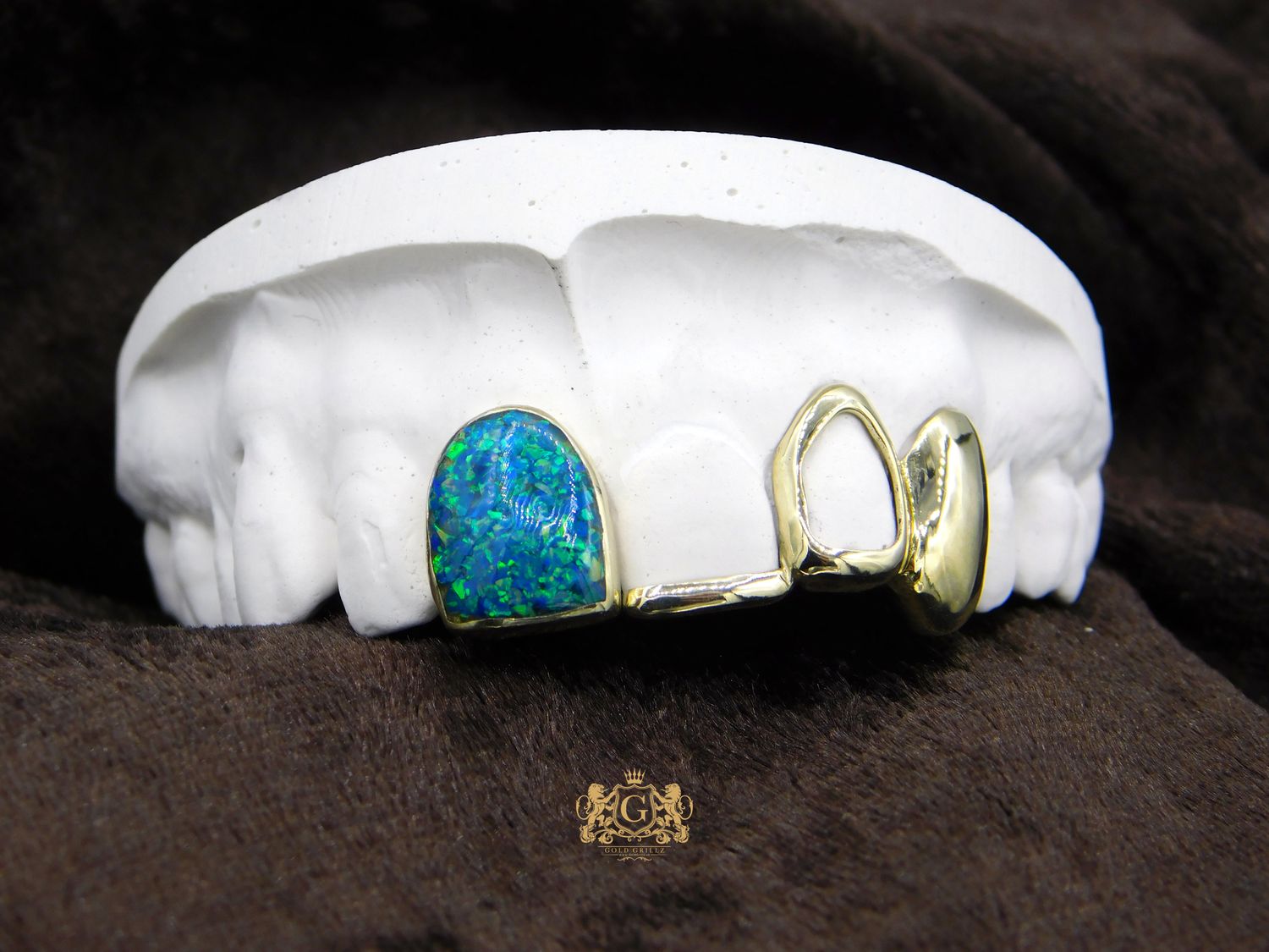 Marine Opal Frame Cut