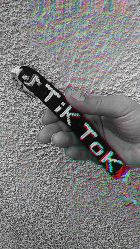Фенечка &quot;TikTok&quot;