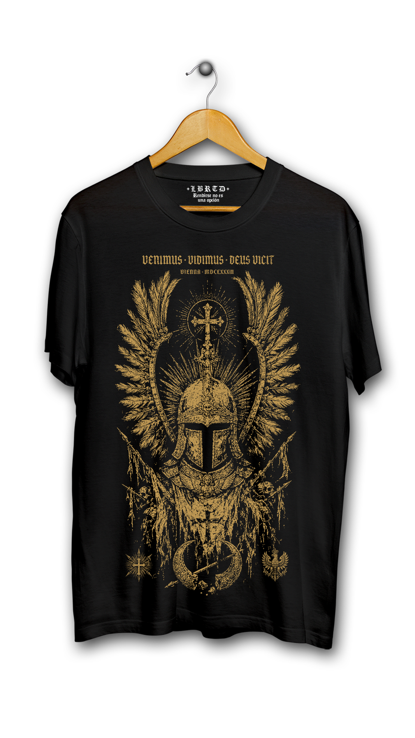 "DEUS VICIT" (prenda a elegir)