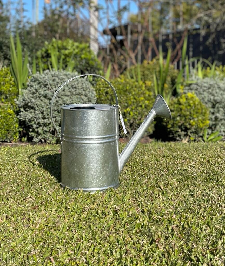 Regadera de Latón 8L