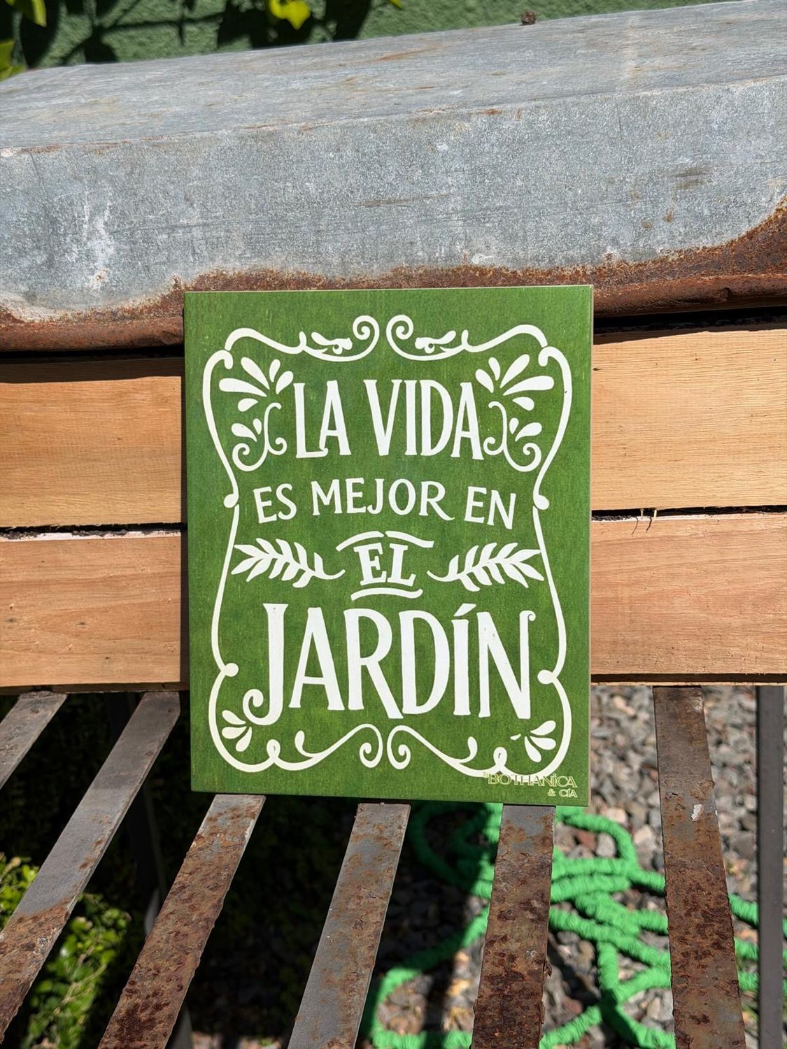 Cerámica "La vida es mejor en el jardín"