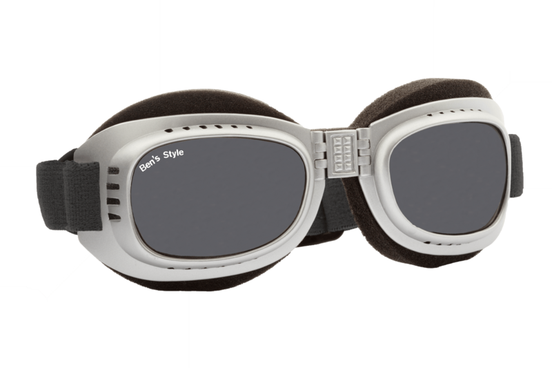 Hot I M -   Hundeschutzbrille Größe M  - Fassung: Chrom, Gläser: Grau Größe/Gesamtgewicht: Länge: 16,5 cm, Breite: 4,7 cm / 44 g