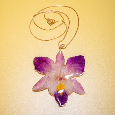 Ciondolo orchidea piatta