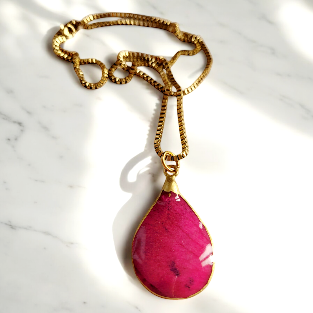 Ciondolo petalo rosa fucsia