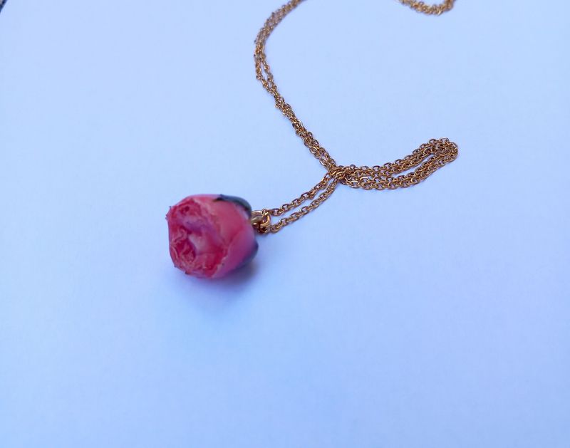 Ciondolo rosellina rosa