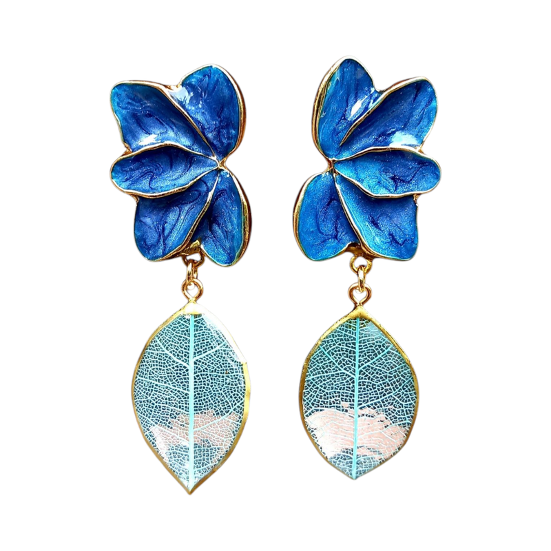 Magnolia azzurra con elemento smaltato