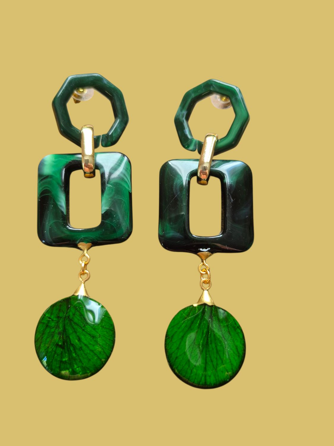 Foglia fior di loto con montatura verde
