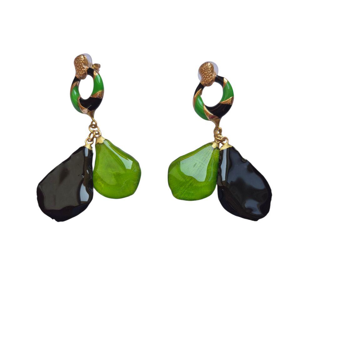 Petalo orchidea nera e verde più cerchio smaltato