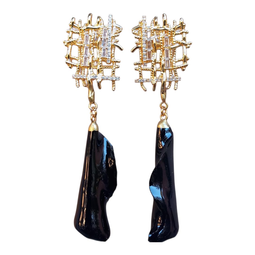 Cono di rosa nera piu gabbietta dorata