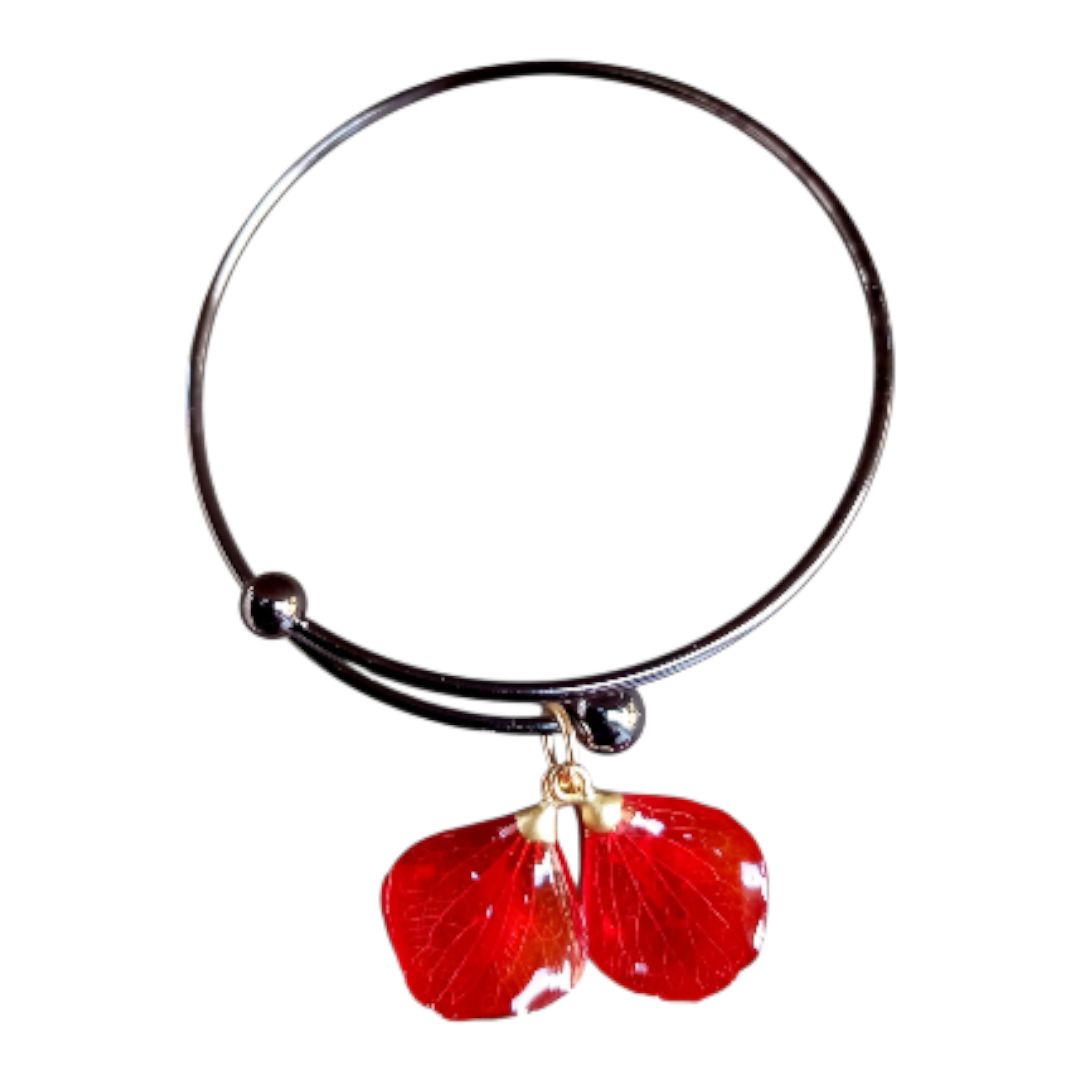 Bracciale nero adattabile con petalini ortensia rossa