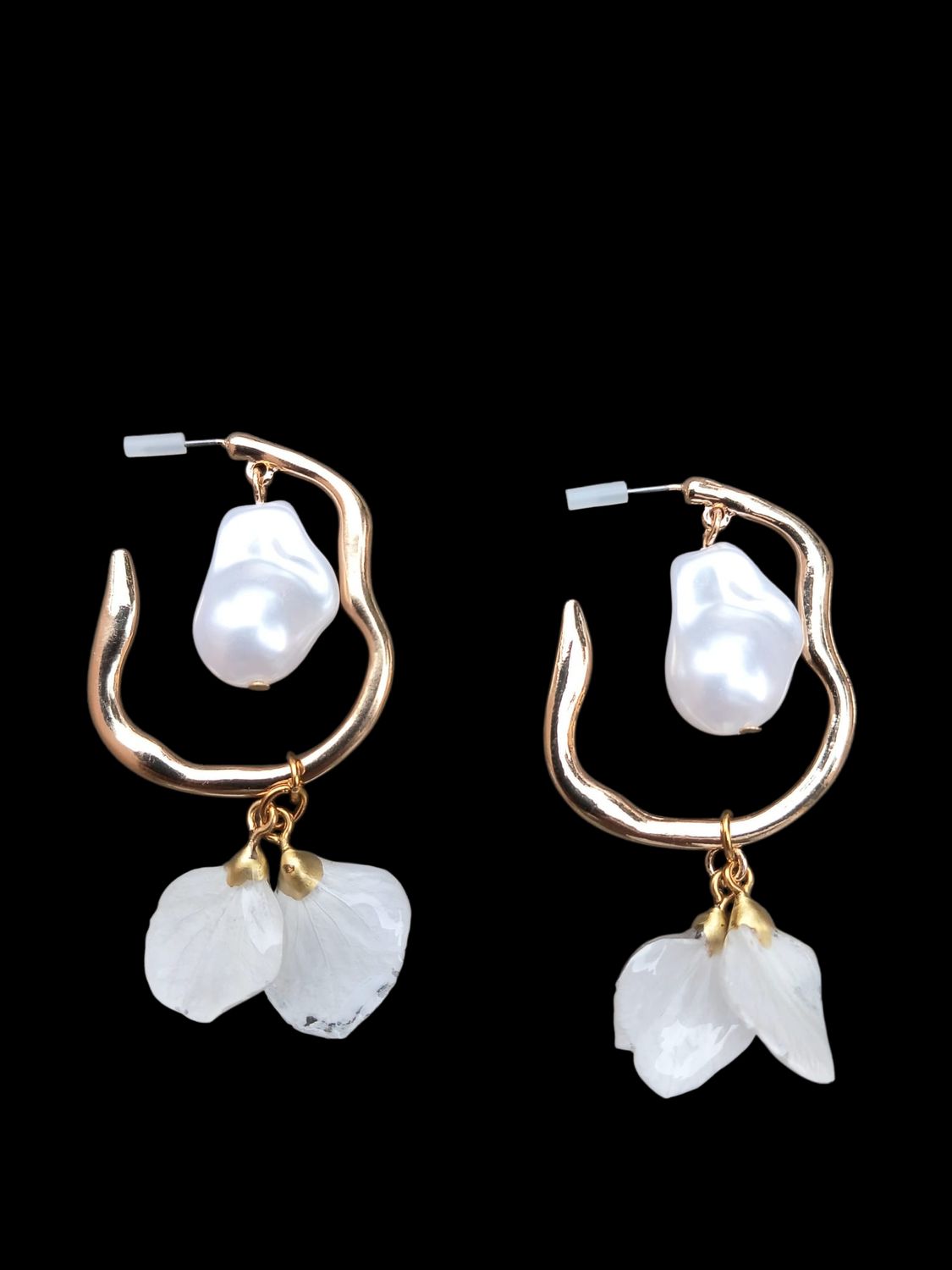 Petali Ortensie bianche e montature perla