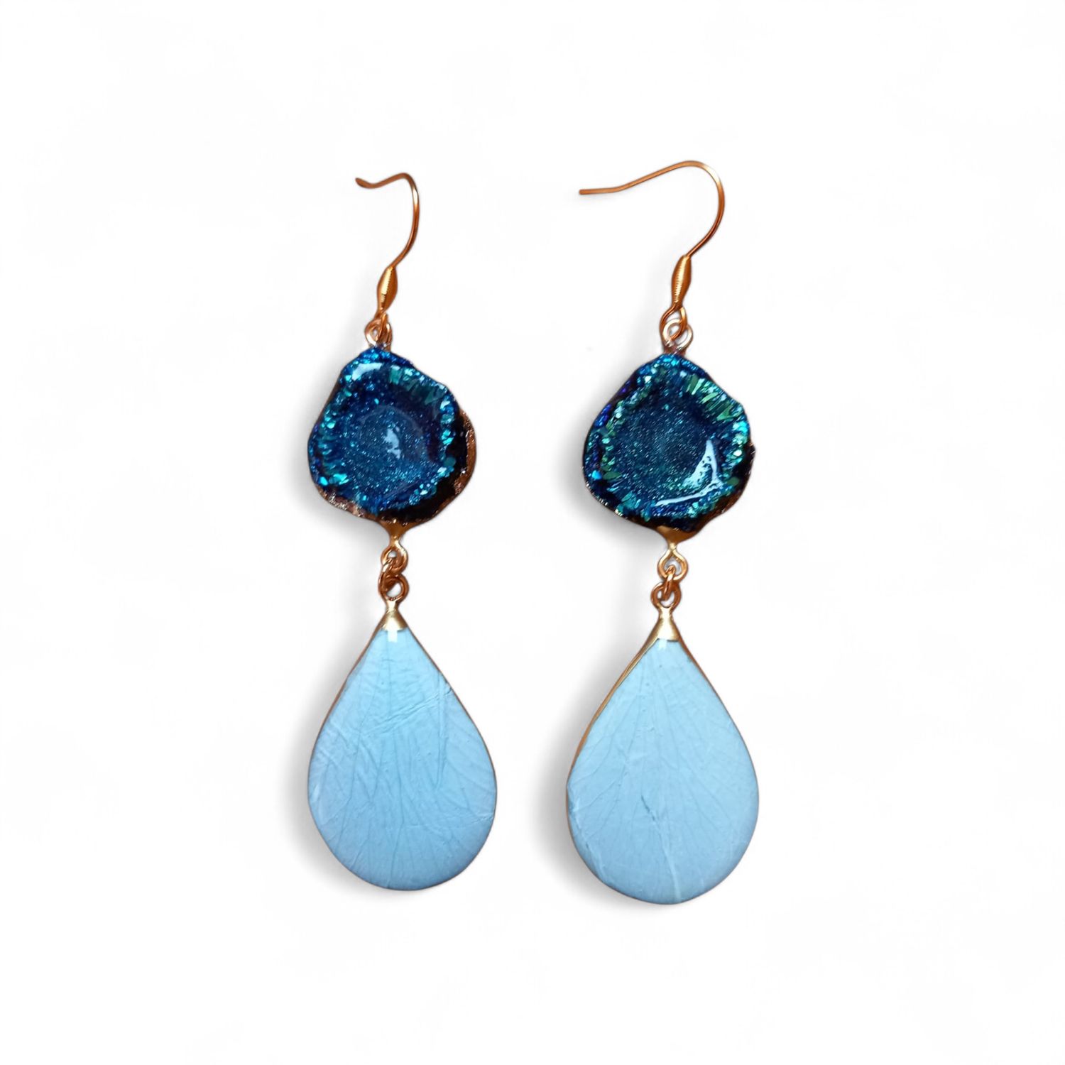 Petalo azzurro e supporto in resina blu