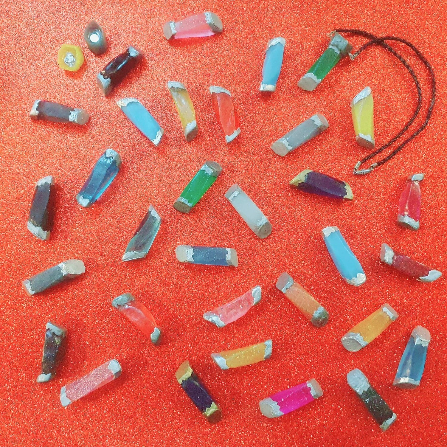 Energems &amp; Magnetic Necklace Holders