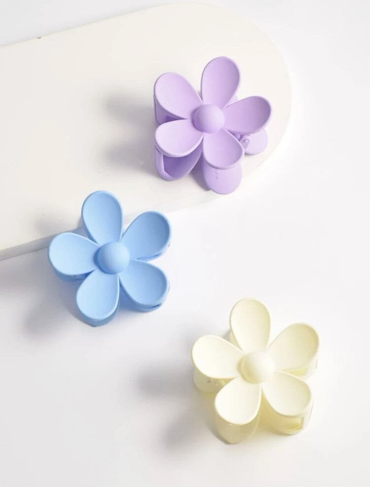 Multicolour Flower Clip