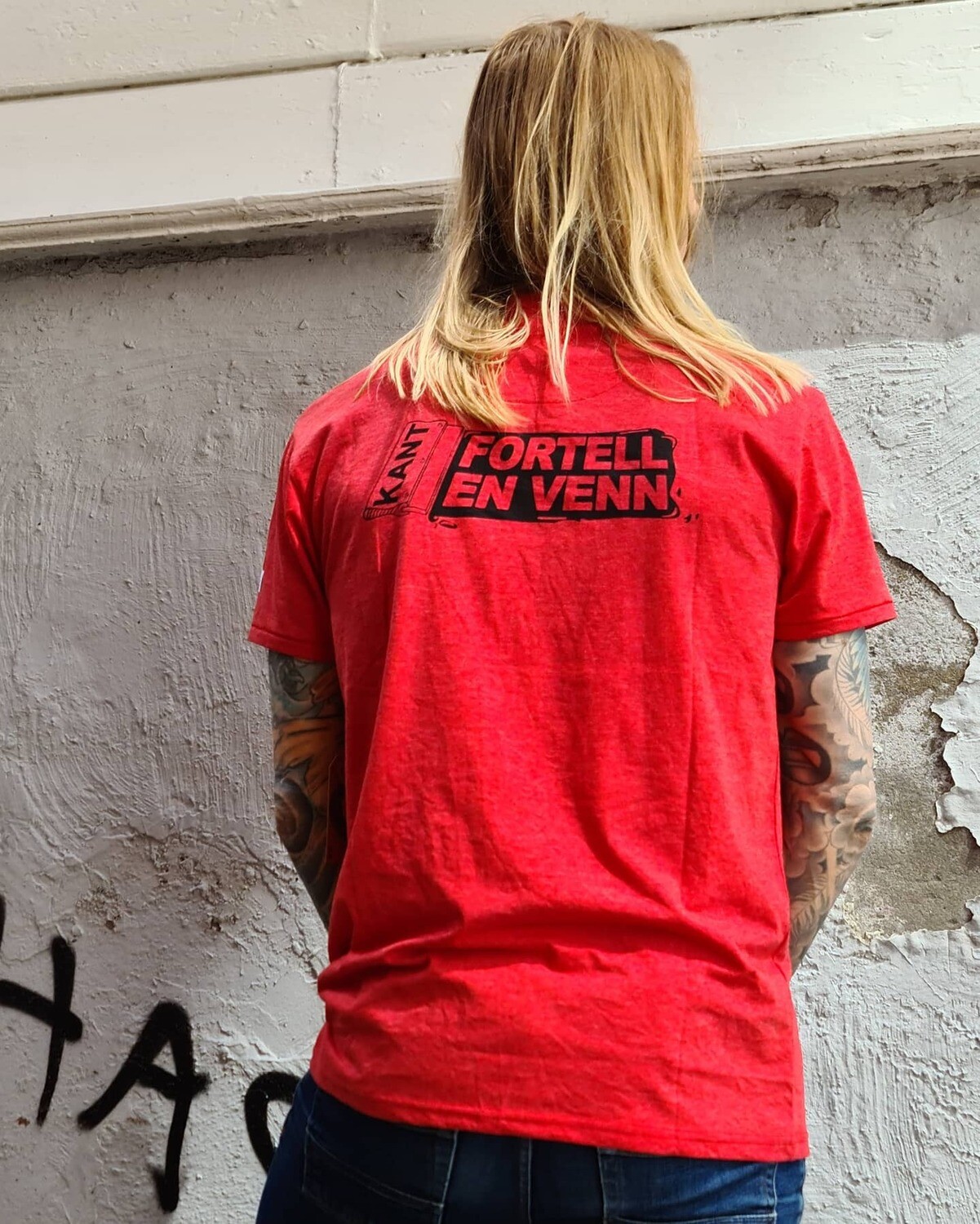 FORTELL EN VENN | Rødmelert