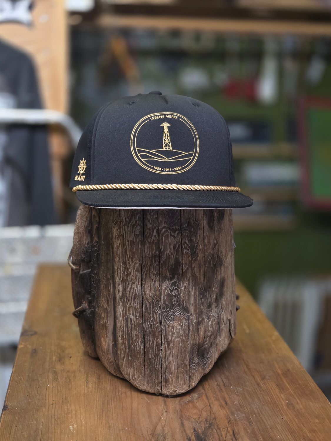 KANT® DAGMERKET – Snapback Cap