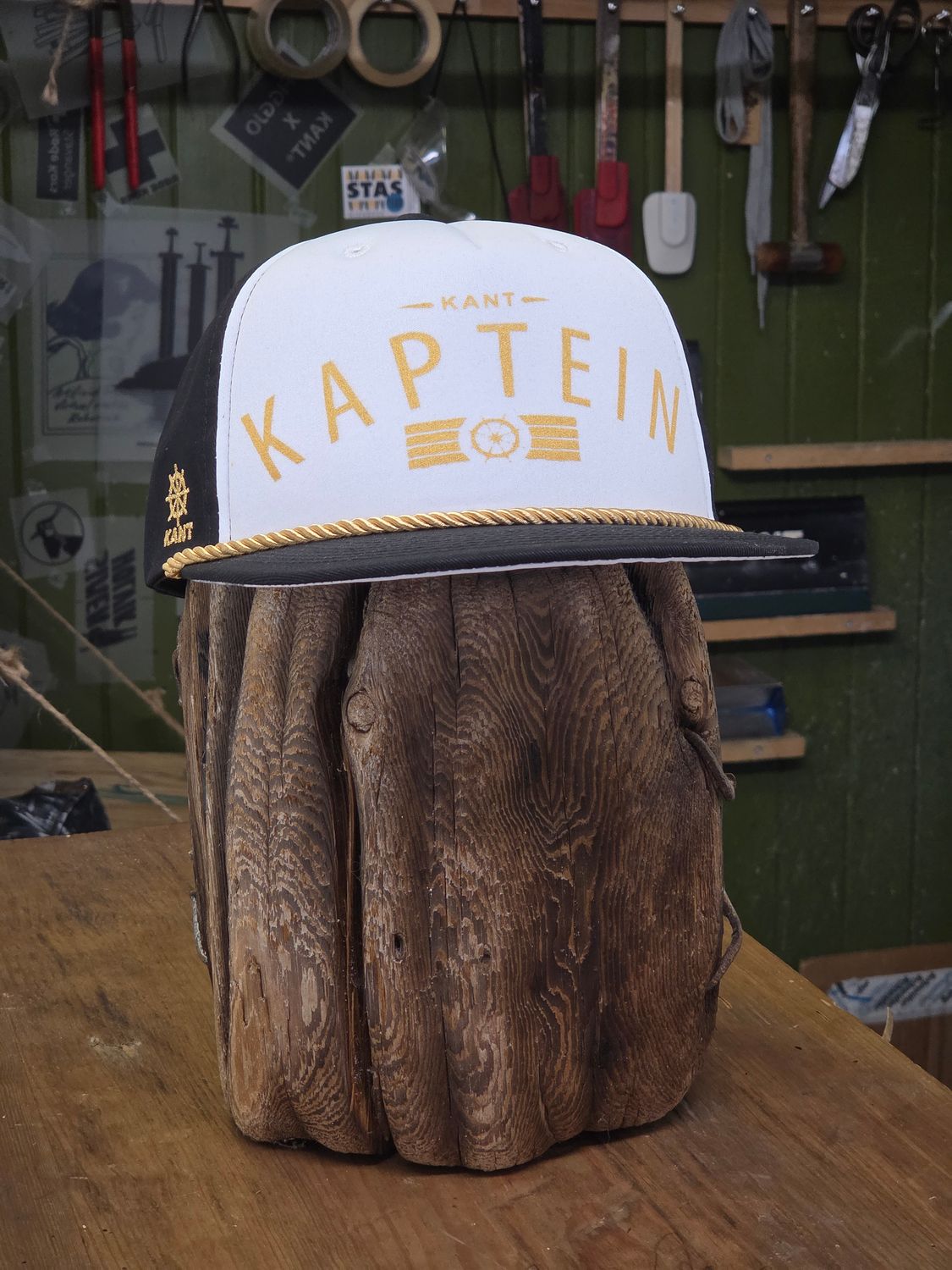 KANT® KAPTEIN – Snapback Cap