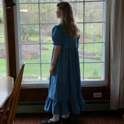Women&#39;s Ruffles Modest Dress
