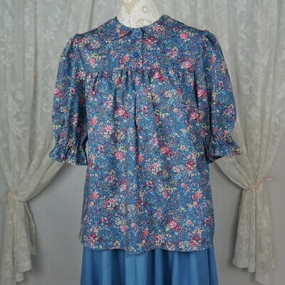 Women&#39;s Yoked Floral Print Modest Blouse