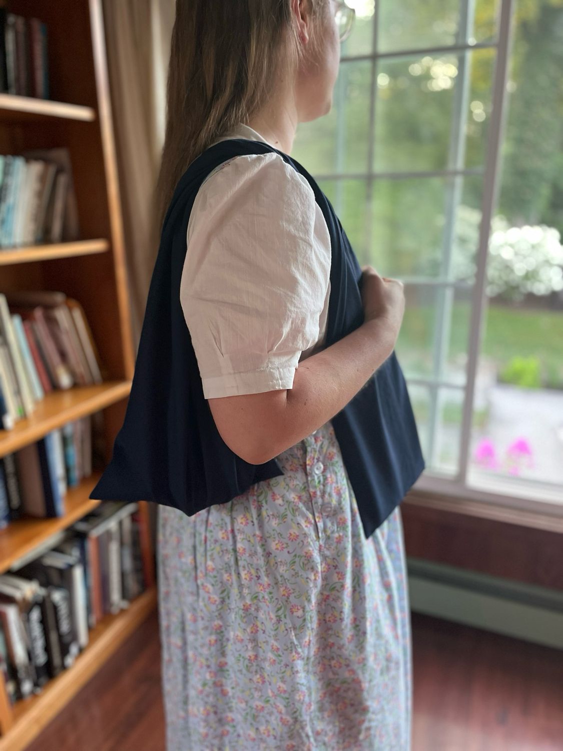 18th Century Inspired Shoulder Market Wallet - Navy