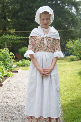 'Pretty Nelly' Girls' Colonial Style Round Gown, Build a Set