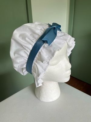 Girls' Ruffled Dormeuse