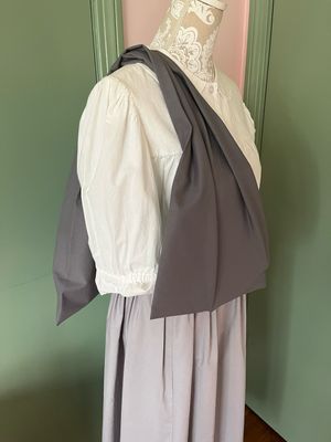 18th Century Inspired Shoulder Market Wallet - Steel Gray