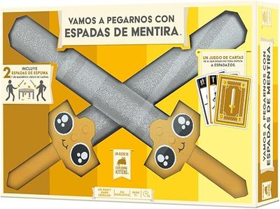 VAMOS A PEGARNOS CON ESPADAS DE MENTIRA