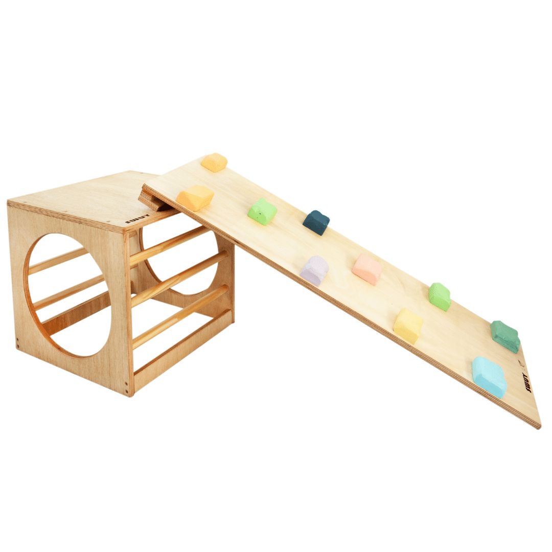 RAMPA CON ESCALADORES MONTESSORI