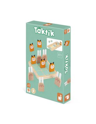 TAKTIK ESTRATEGIA Y AZAR