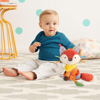 PELUCHE SENSORIAL BANDANA BUDDIES ZORRO