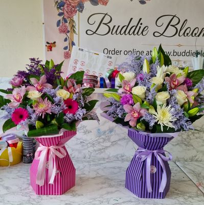 Bespoke Choose you Colours large bouquet