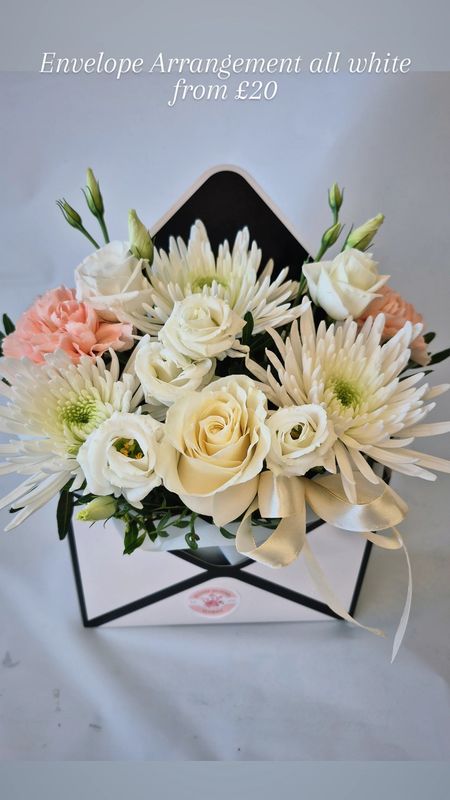White envelope Arrangement