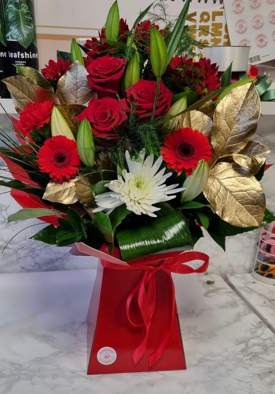 𝑴𝒆𝒓𝒓𝒚 𝑪𝒉𝒓𝒊𝒔𝒕𝒎𝒂𝒔