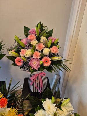 𝑩𝒐𝒖𝒒𝒖𝒆𝒕𝒔 