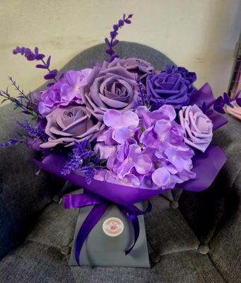 𝑭𝒐𝒓𝒆𝒗𝒆𝒓 𝑭𝒍𝒐𝒘𝒆𝒓𝒔 𝑪𝒐𝒍𝒍𝒆𝒄𝒕𝒊𝒐𝒏