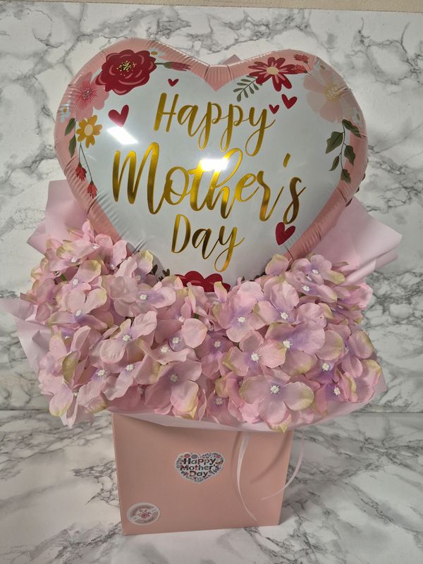 Forever florals &amp; Balloon