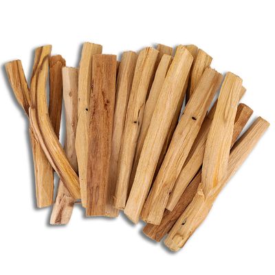 Palo Santo, Ecuador, Bio