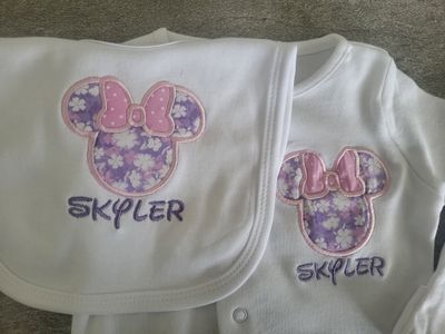 Baby Bib &amp; Gro Set - Floral Mouse Inspired