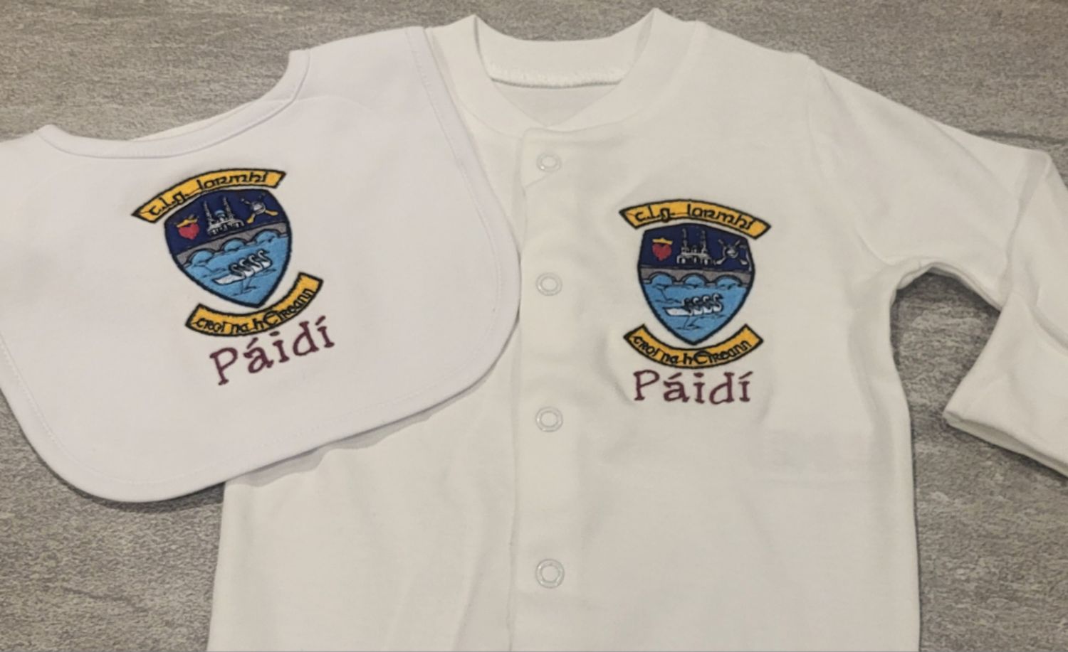 Baby Bib &amp; Gro Set - County Crest