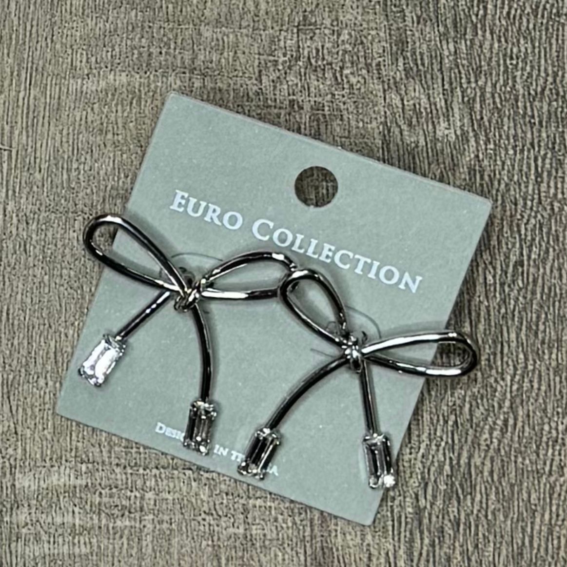 Wire Bow Earrings