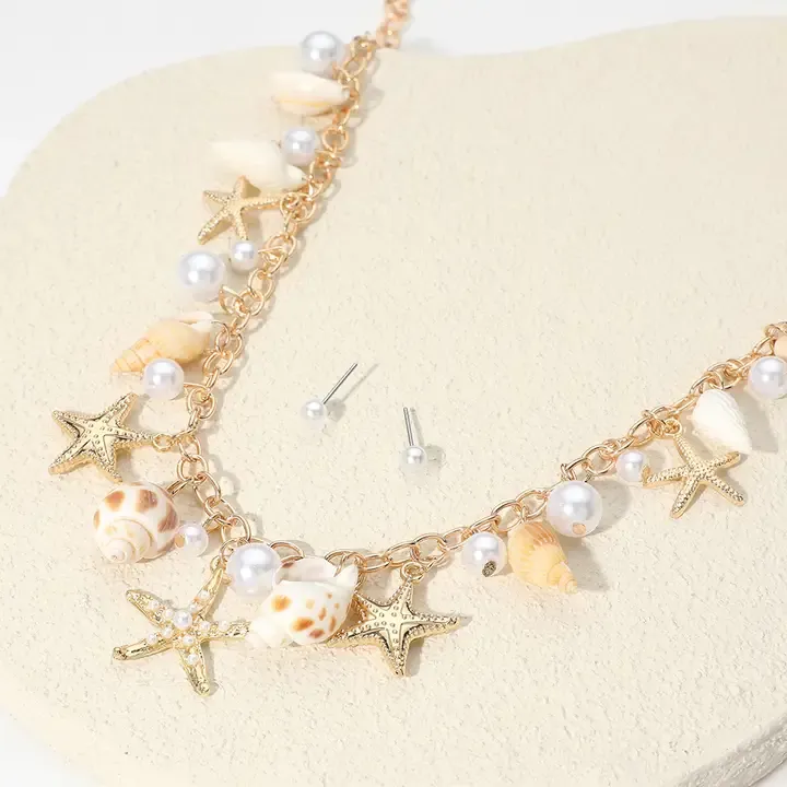 Pearls With Starfish And Seashells Necklace