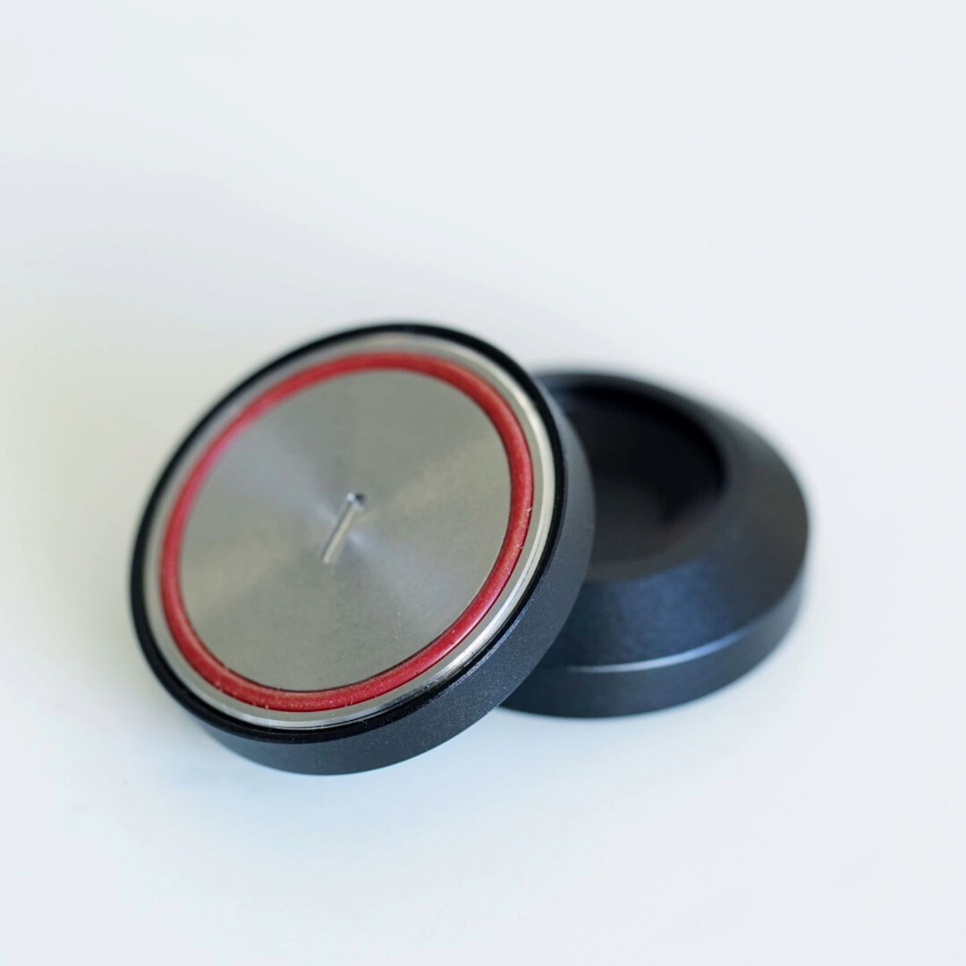 WDT Button Stand