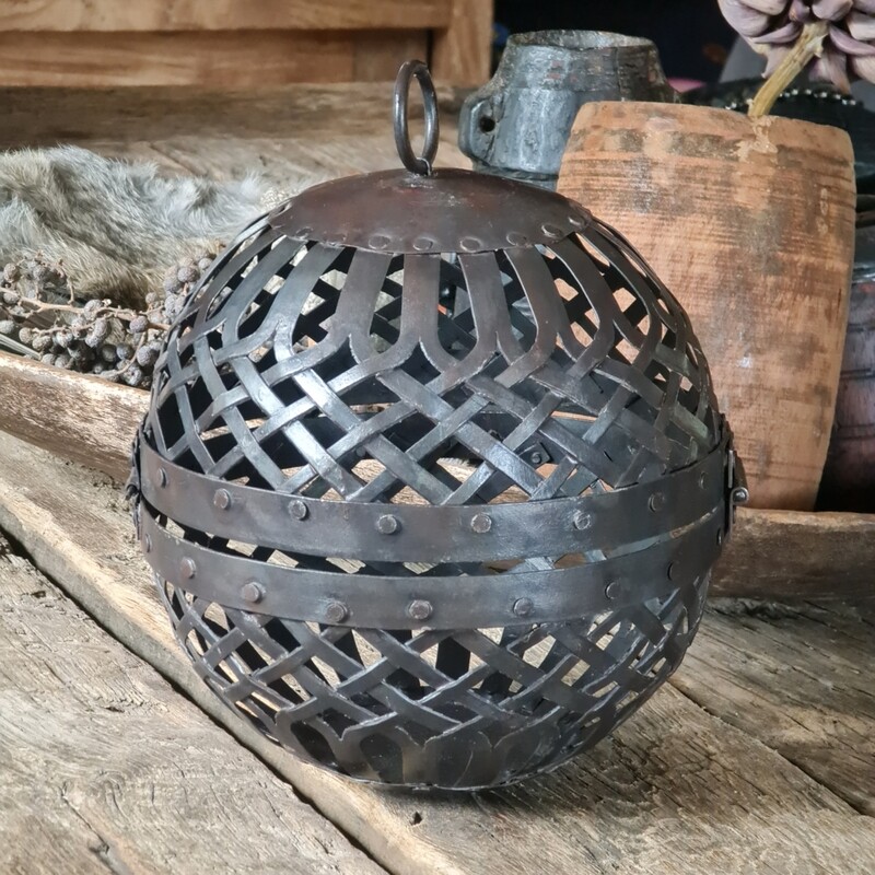 Ijzeren deco bal