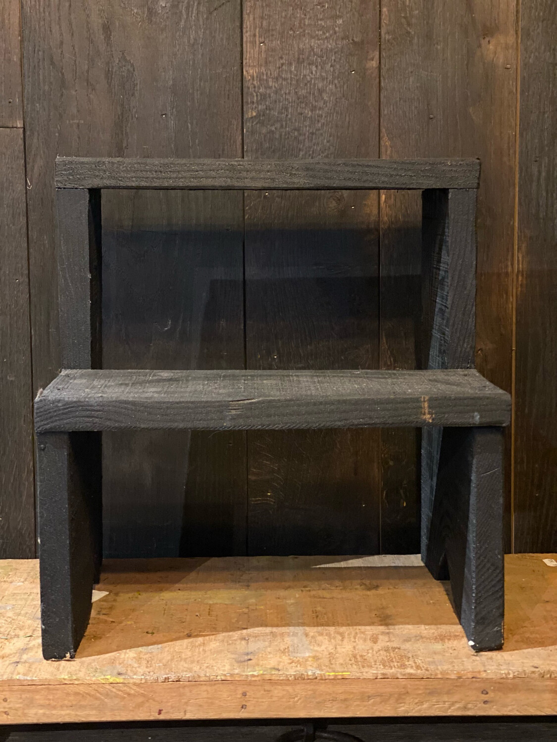 Zwart Houten Trapje