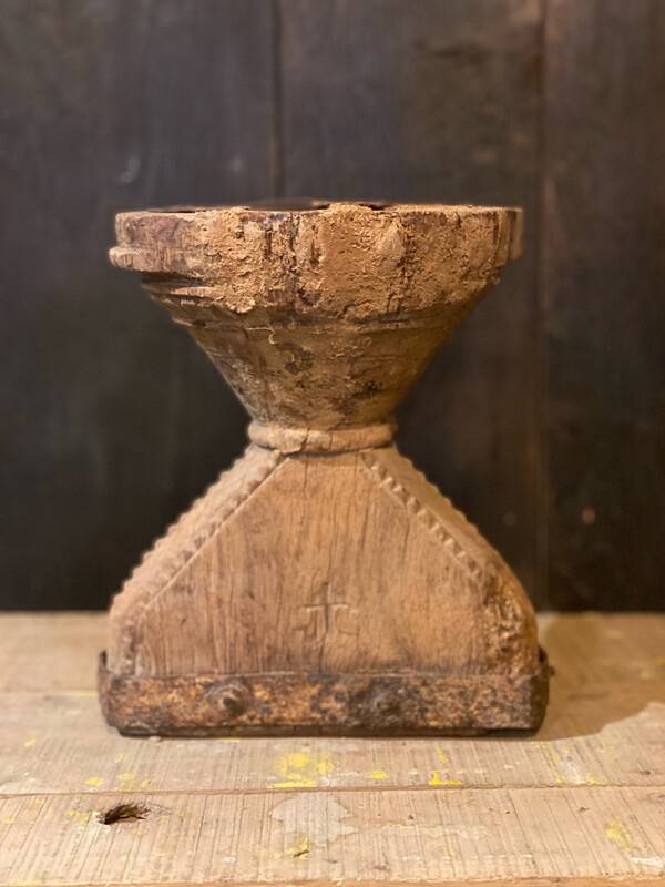 Oude Houten Graanverdeler