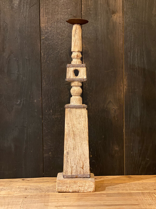 Houten Kandelaar
