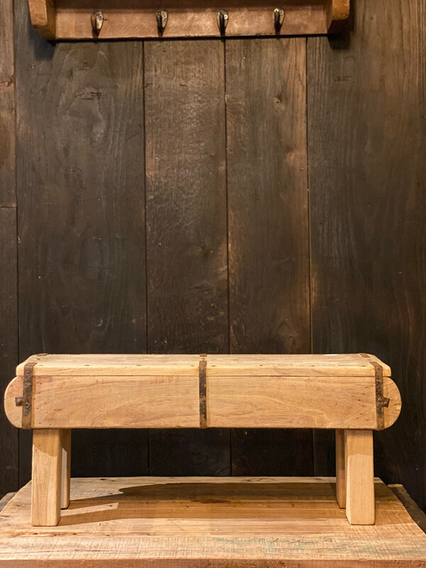 Houten Bankje Van Steenmallen