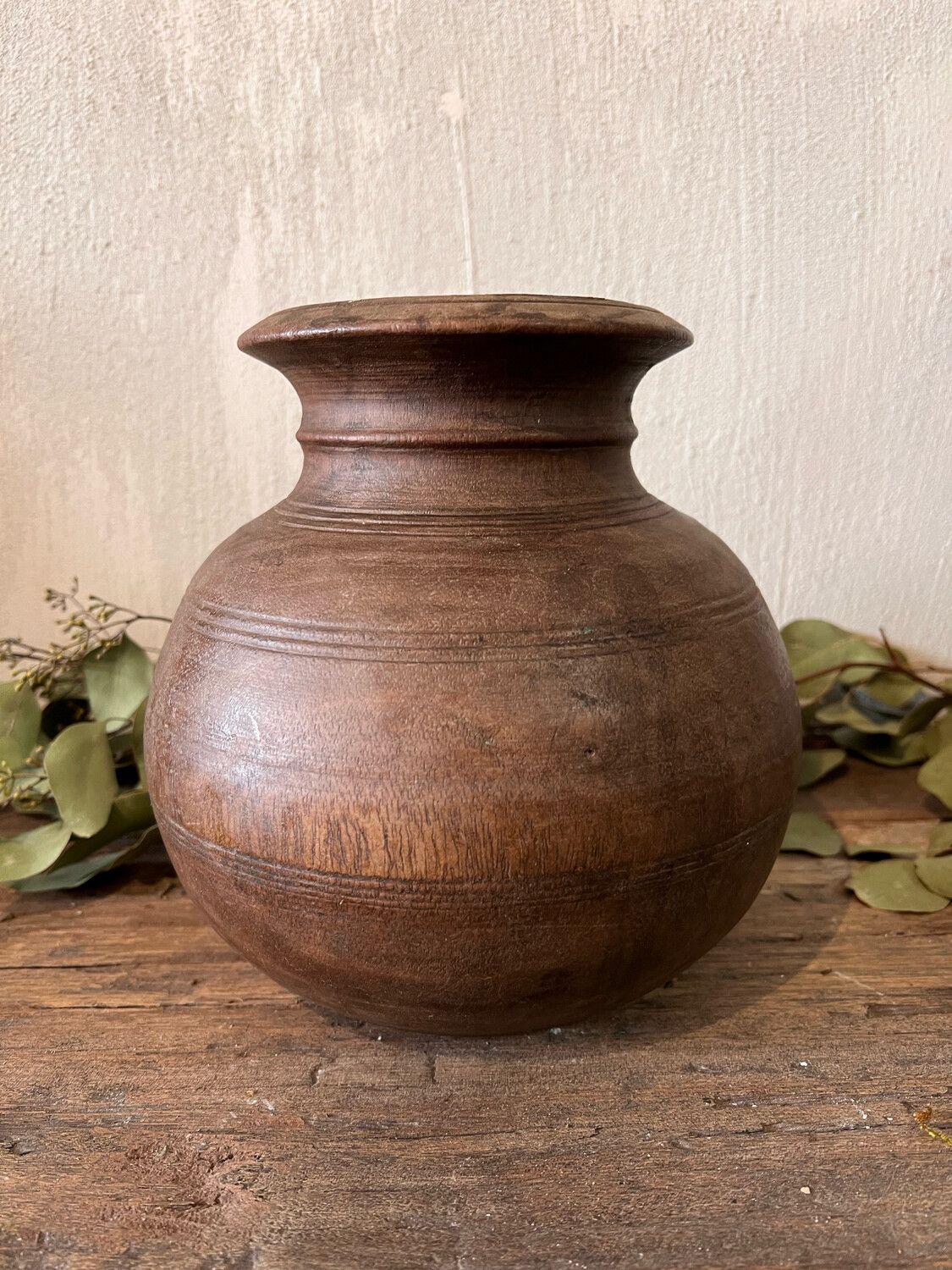 Nepalese pot